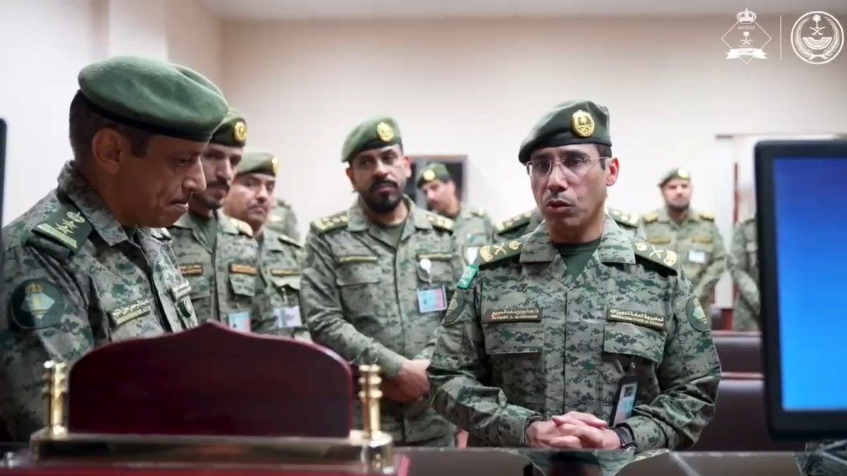 📹| مدير عام الجوازات المكلّف يتفقّد أعمال مراكز اللجان الإدارية الموسمية بمداخل العاصمة المقدسة.