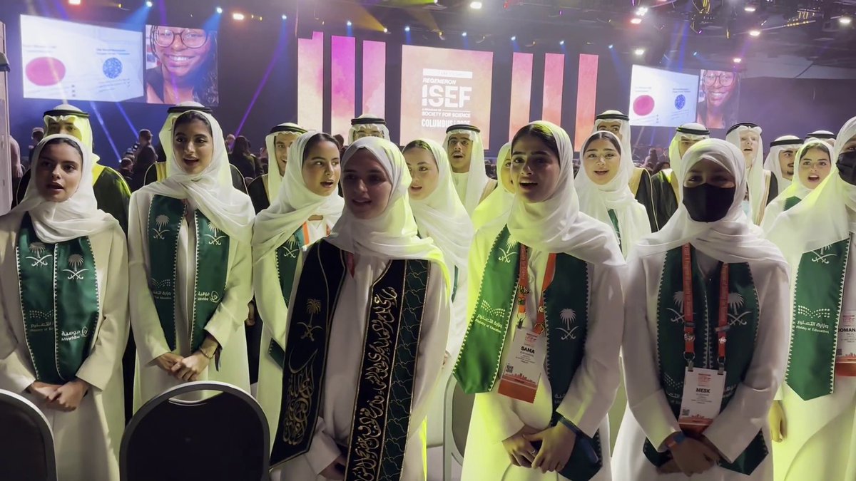 النشيد الوطني يصدح وسط قاعة الجوائز الكبرى في #آيسف_2025 بالولايات المتحدة الأمريكية. #سعوديون_ينافسون_العالم -
