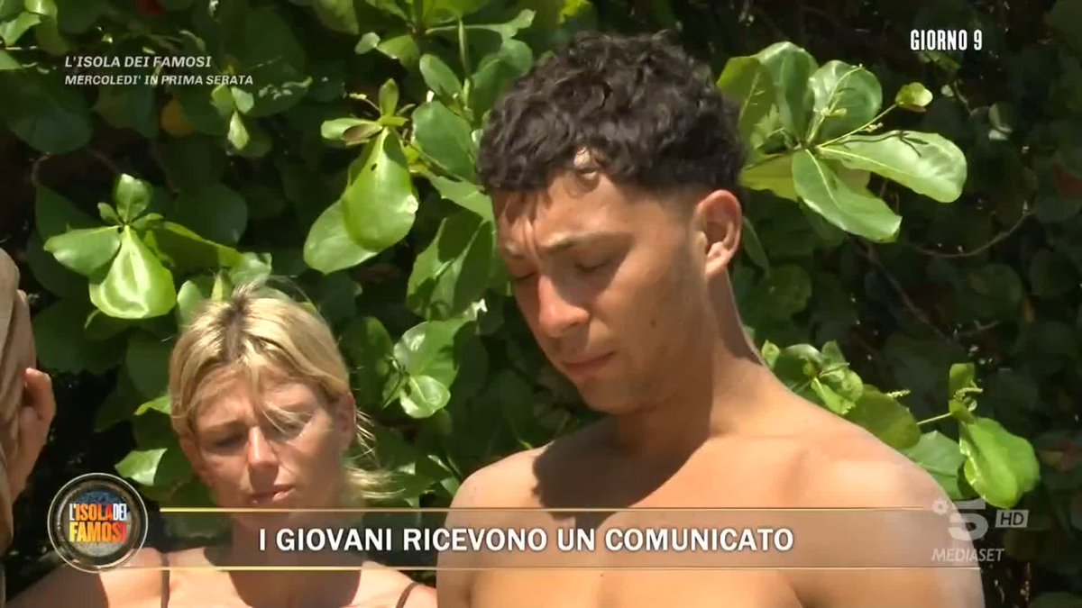 Anche i Giovani ricevono un comunicato dallo Spirito dell'#Isola. Nunzio, in quanto leader, viene mandato su Montecristo e il gruppo dovrà sopravvivere su Playa Uva senza il fuoco.