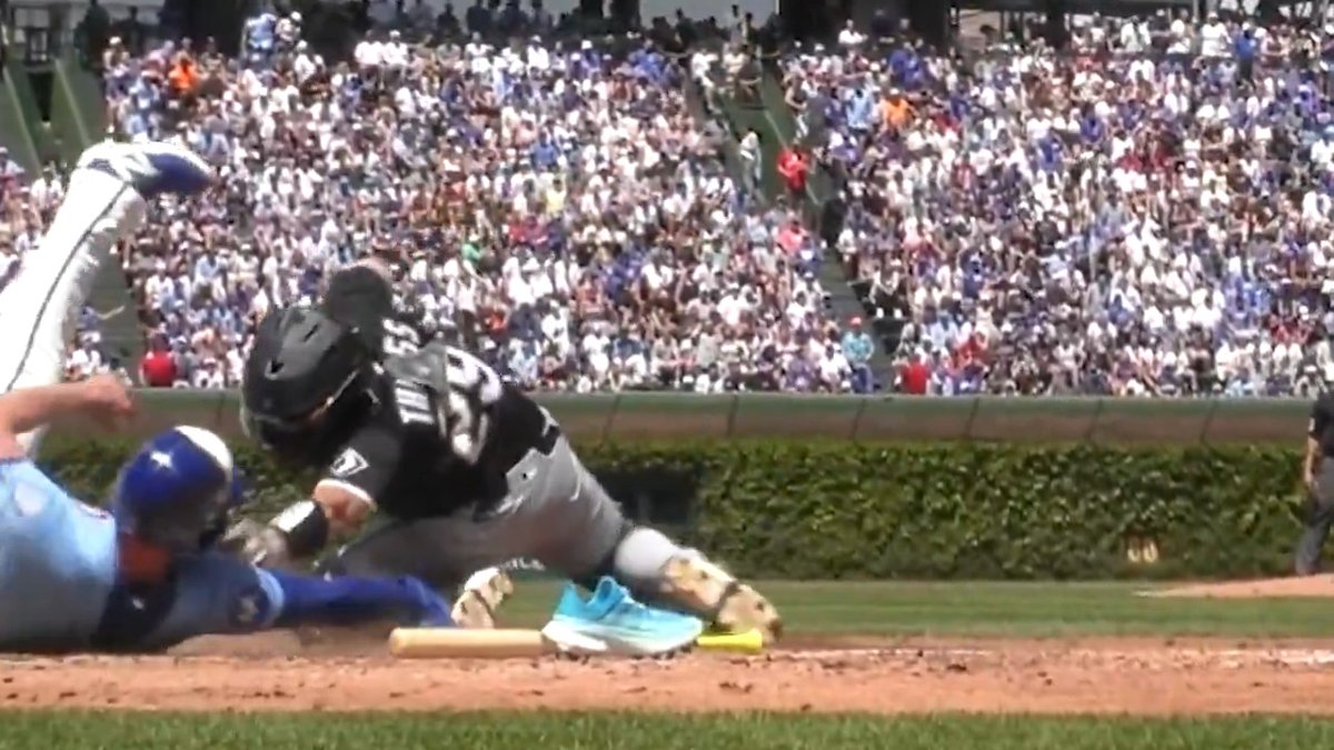 Moisés Ballesteros swung out of his shoe for his first career RBI No, literally 😂