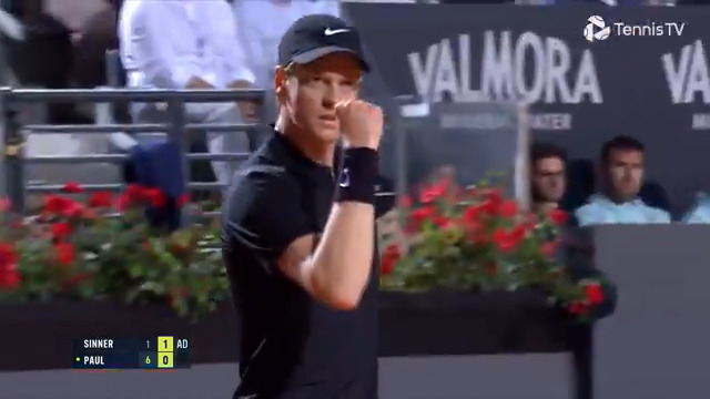 Heavyweight strike 🧨 Jannik Sinner is back in this semi-final! Internazionali BNL d'Italia | #IBI25