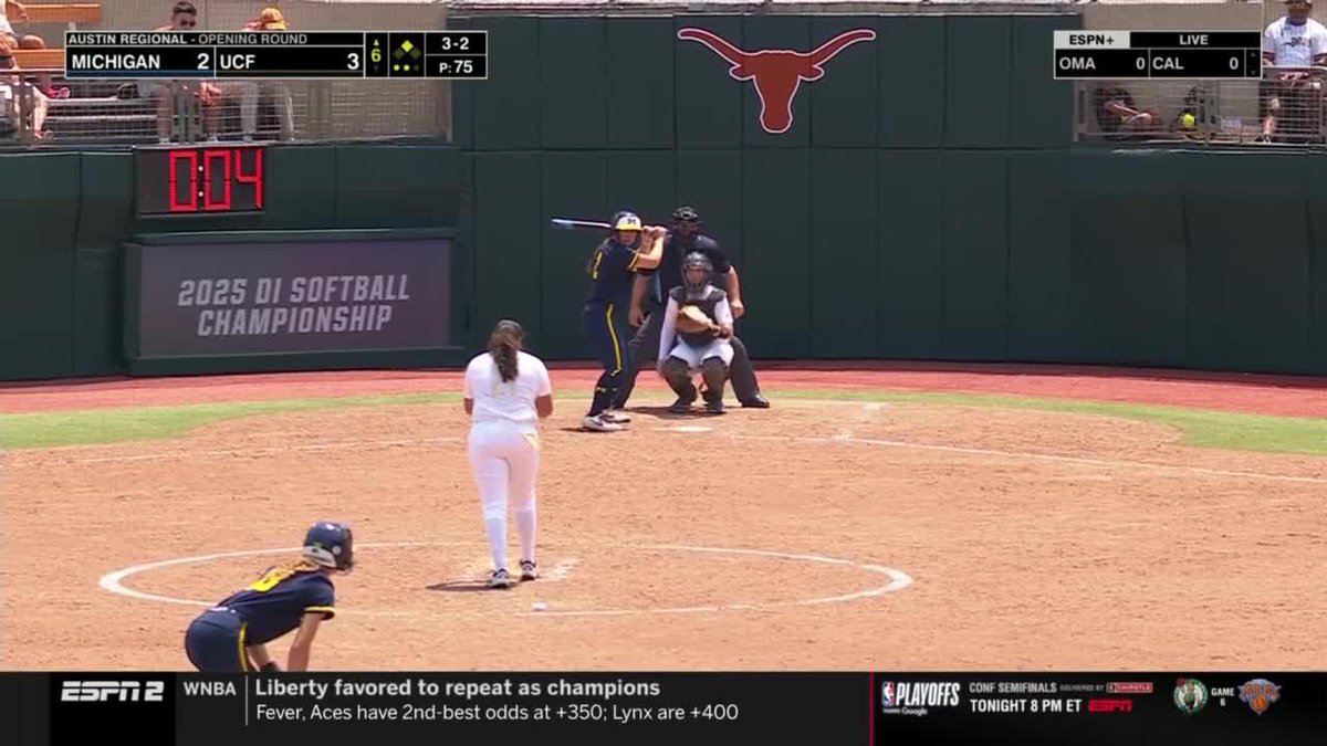 PUTZ POWER!! 🚀 Wolverines got one back on a Conway RBI double, then the rookie went yard for two runs and our first lead! (It was reviewed and ruled *not* fan interference.)