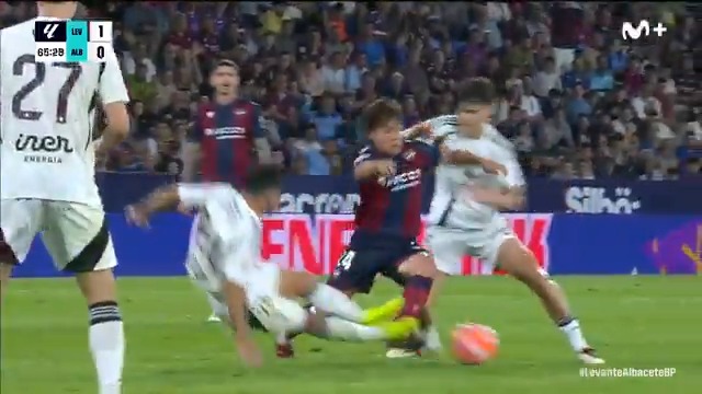 🟥 La expulsión de Jaume Costa. #LALIGAHYPERMOTION #LaCasaDelFútbol