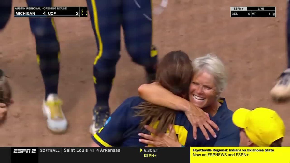 The Wolverines top UCF, 4-3 💪 Michigan Softball has won 1️⃣7️⃣ straight neutral site games, the longest active streak in the nation 🔥 #B1GSoftball
