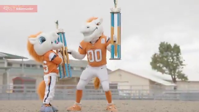 A woolly good time 🐑 🎥 BTS of the #UniquelyBroncos Schedule Release