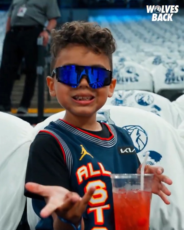 s/o Luca for pulling up to Game 5 🧡