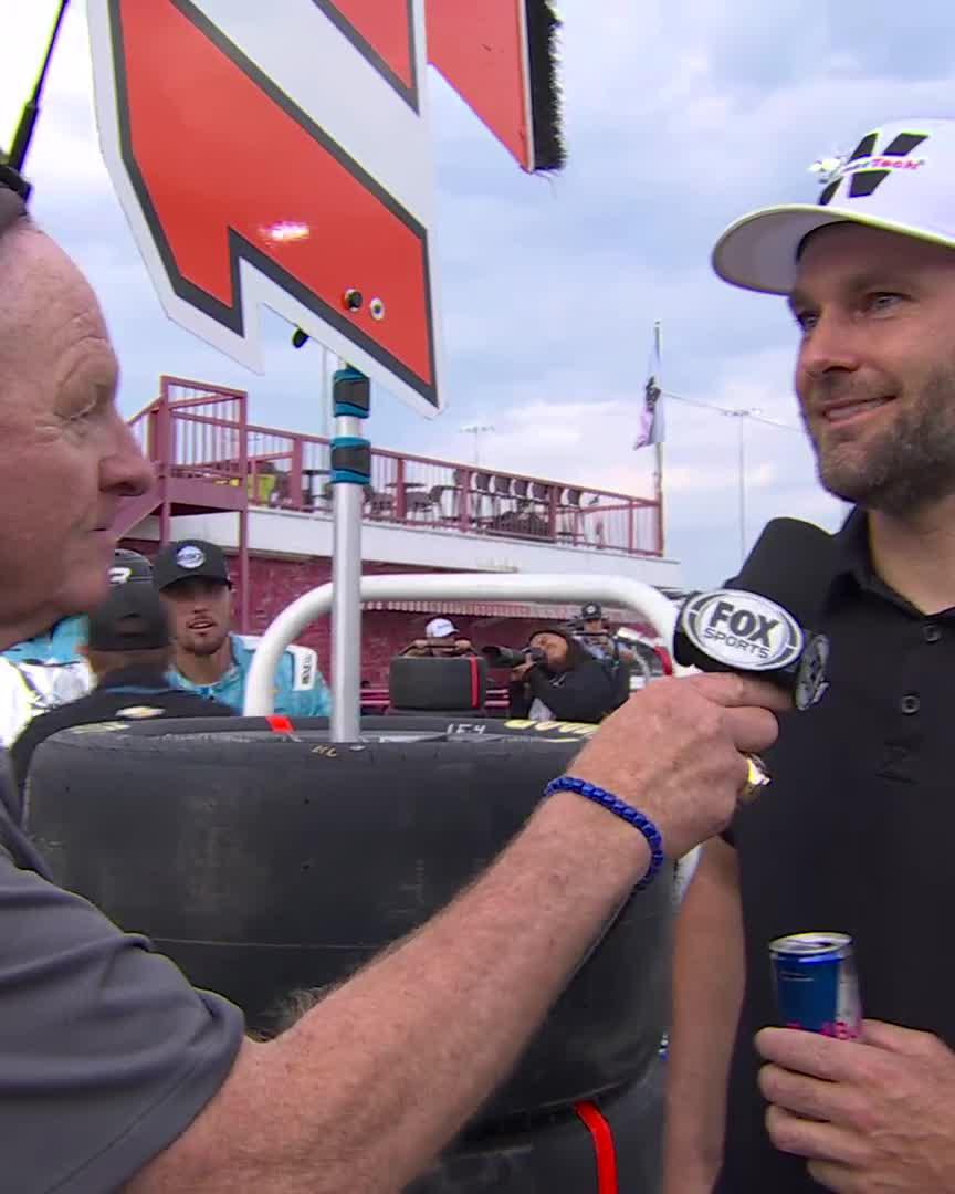 How about the No. 88?! Shane van Gisbergen is fastest in Open qualifying. 👊 And the Trackhouse Racing pit crew are having some fun!