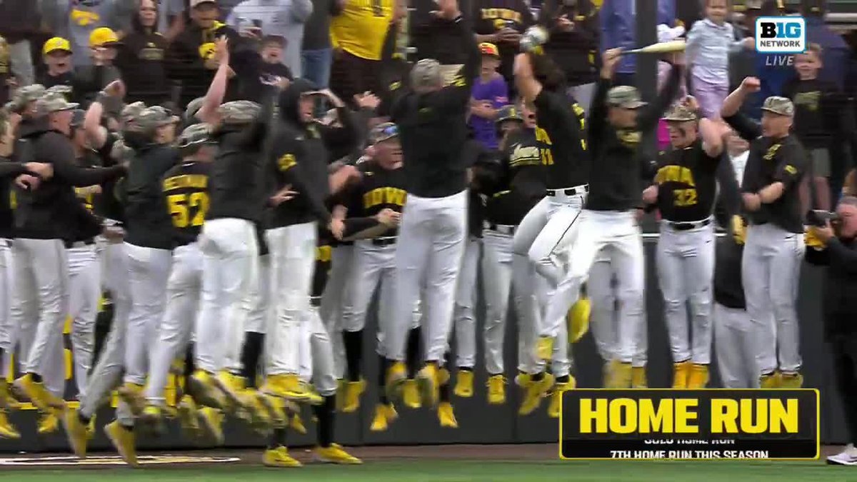 Back-to-back bombs ‼️ Caleb Wulf and Daniel Rogers leave the yard to give Iowa Baseball a 6-2 lead. #B1GBaseball