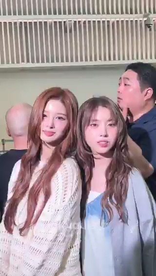 SULLYOON AND JIWOO THE VISUAL DUO 🫠