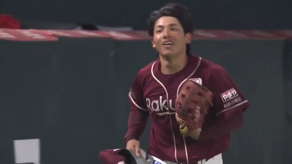 【5回裏:H 2-1 E】 #小森航大郎 選手が壁際の打球をジャンピングキャッチ‼︎ 好守で魅せます! #RakutenEagles #キ!