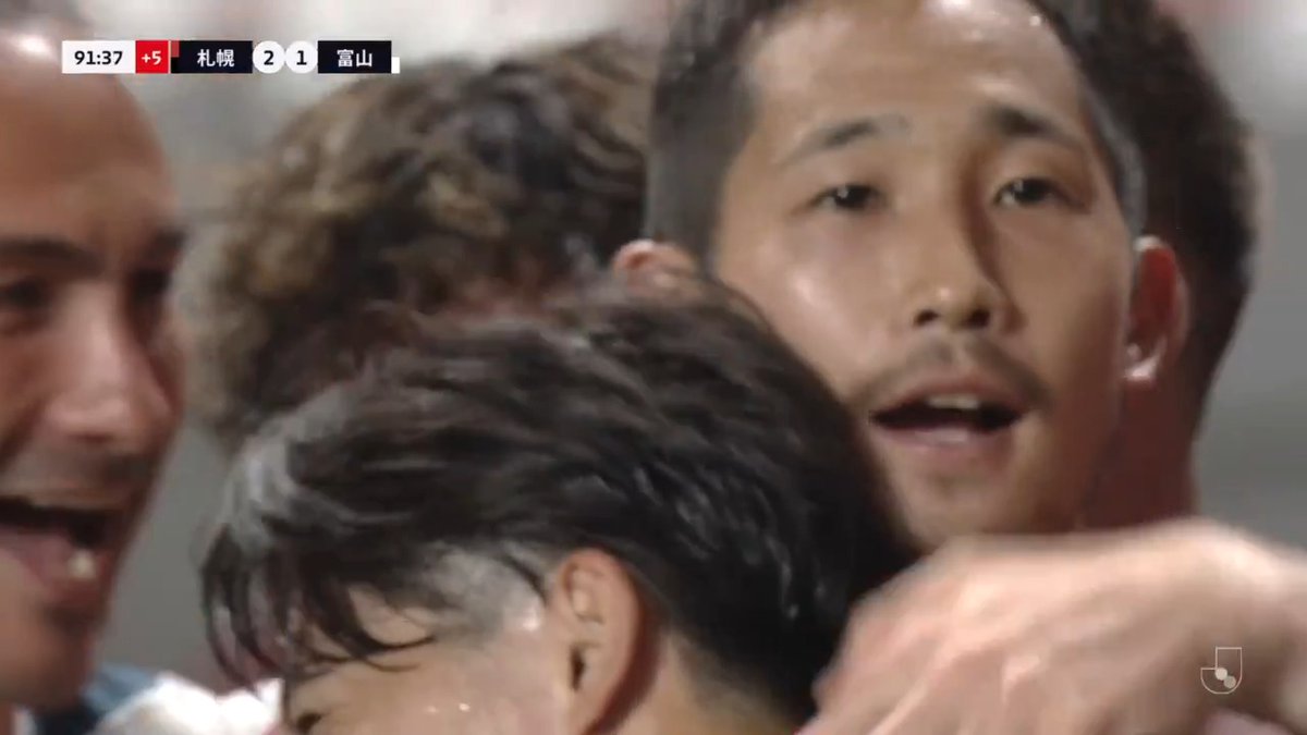 #青木亮太 の芸術的な直接FK✨️ アディショナルタイムに逆転! 🎦 ゴール動画 🏆 明治安田J2リーグ 第16節 🆚 札幌vs富山 🔢 2-1 ⌚️ 90+2分 ⚽️ 青木 亮太(札幌) #Jリーグ