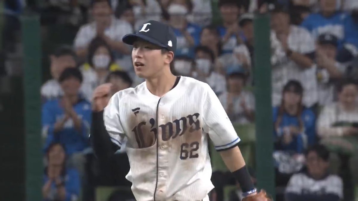 #滝澤夏央 選手のスーパーキャッチ！ 3番手の #山田陽翔 投手は緊迫した場面を3者凡退に抑えます！ #埼玉西武ライオンズ #seibulions #ALLONE #圧倒的至近距離