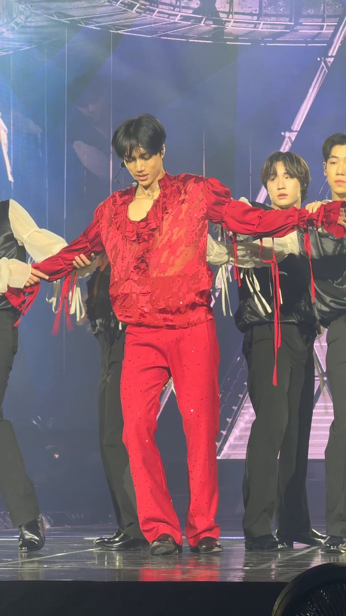 KAI “Nothing On Me” Performance 🔥🔥🔥