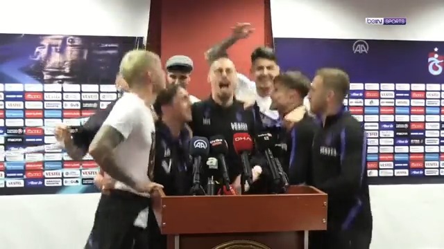 “Trabzon! Trabzon! Oley, oley, oley, şampiyon Trabzon!” Trabzonspor’un son 8 numarası!