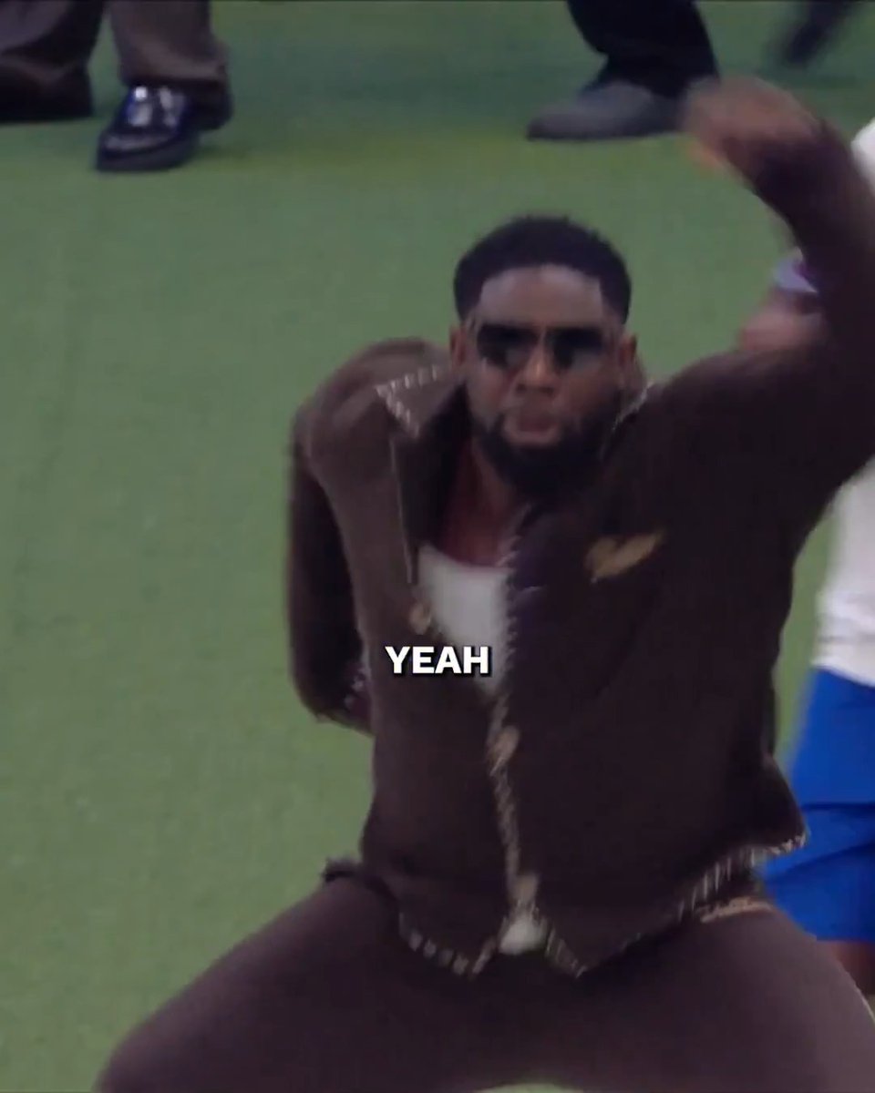 "This is NOT Aura." 😂 Jeremy Doku rates Micah Richards' Baller League celebration 🕺