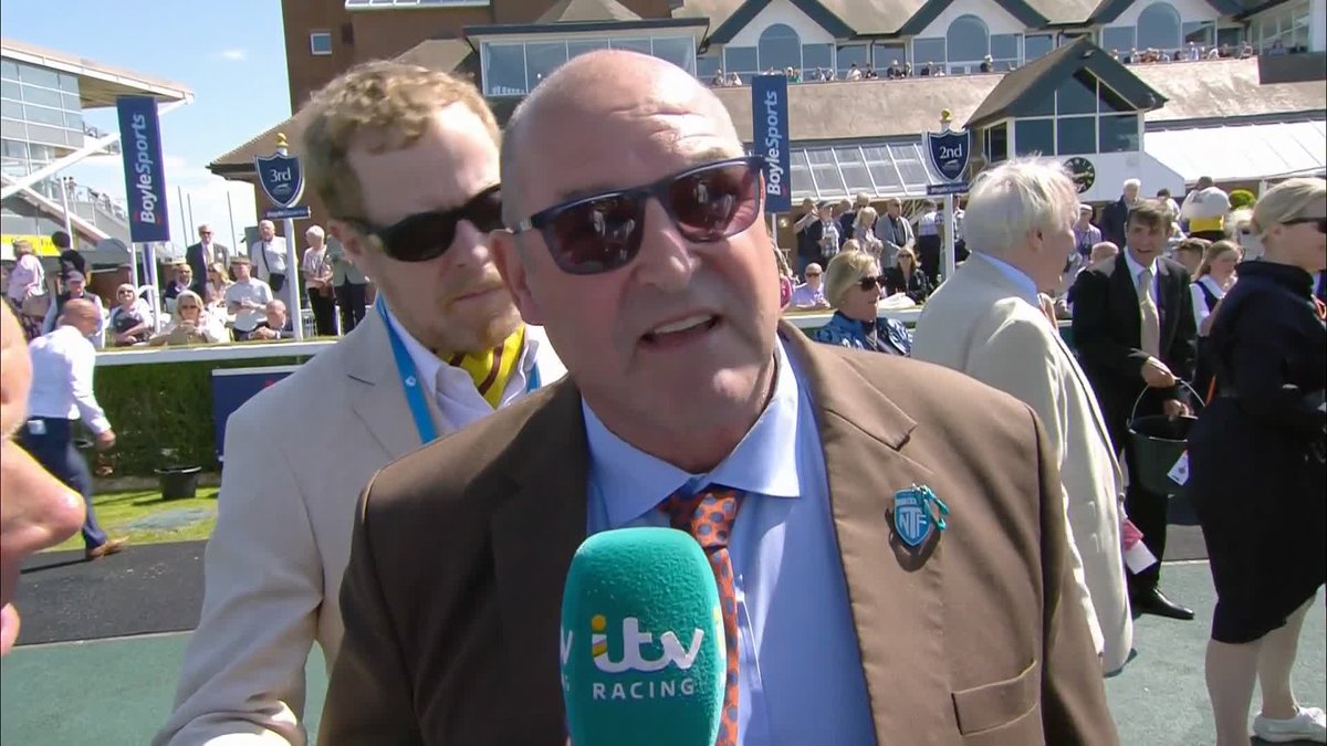🗣"He's run a cracker, maybe that ground was rapidly fast" Roger Teal reacts to Dancing Gemini's second in the Lockinge! 🥈 #ITVRacing | Matt Chapman | Roger Teal 🛡