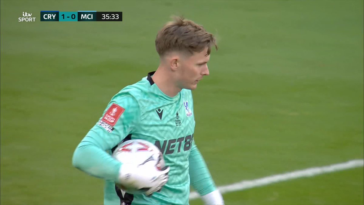 HENDERSON SAVES MARMOUSH'S PENALTY 😮‍💨 Crystal Palace F.C.'s No.1 with a CRUCIAL stop 💥 #ITVFootball | #EmiratesFACup