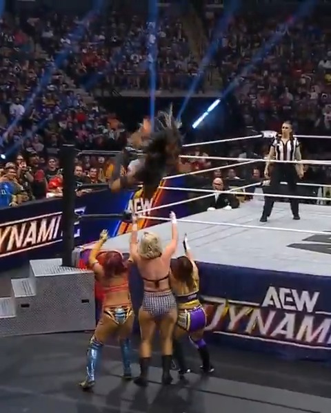 "Timeless" Toni Storm put a future AEW Women's World Championship opportunity on the line against the returning @SkyeByee, Mina Shirakawa♡白川未奈 + NJPW Strong Women's Champion AZM (あずみ) in an Eliminator Match! Relive #AEWDynamite on @SportsOnMAX!