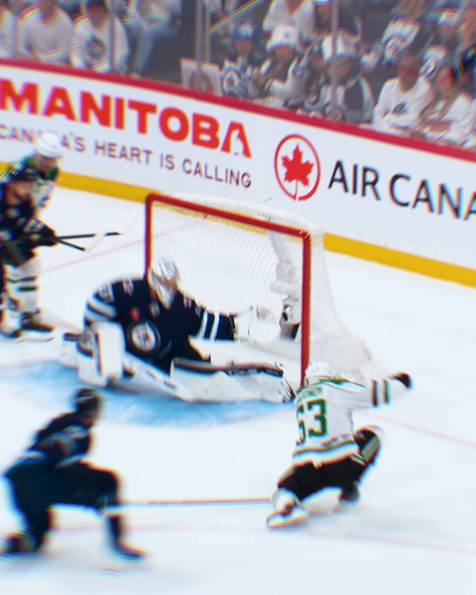 Coming off his fifth career #StanleyCup Playoffs shutout, and second of this postseason, Connor Hellebuyck and the Winnipeg Jets can force a #Game7 with a win tonight... Do they get it done? 🤔 📺: Winnipeg Jets vs. Dallas Stars Game 6 TONIGHT at 8p ET on ABC, ESPN+, Sportsnet, and TVA Sports!
