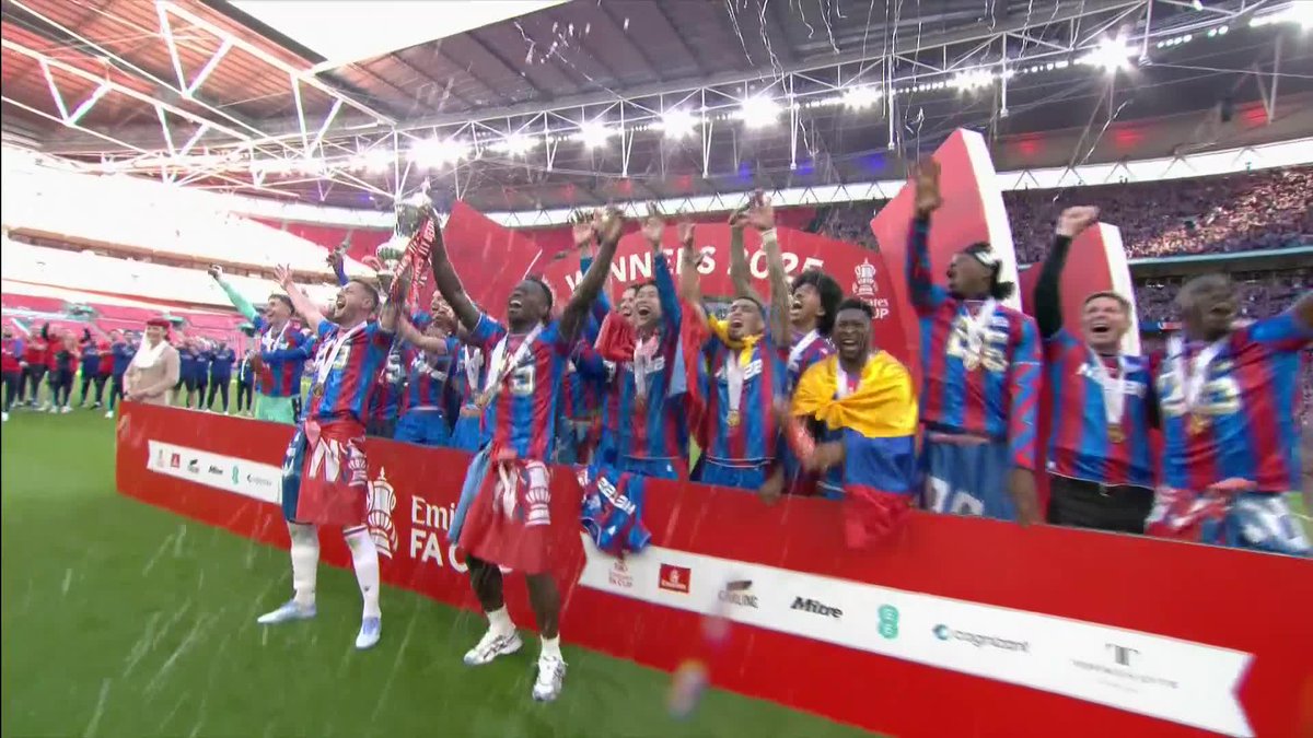 Your champions 🏆 #EmiratesFACup