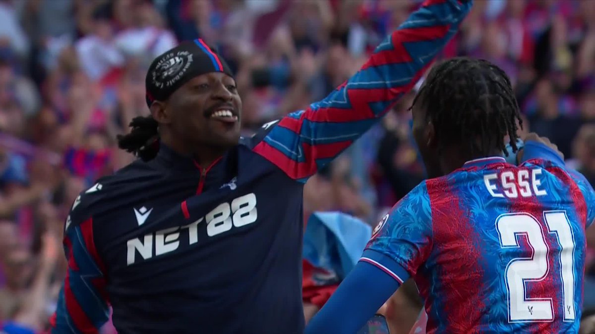 These full-time scenes 😍 #EmiratesFACup