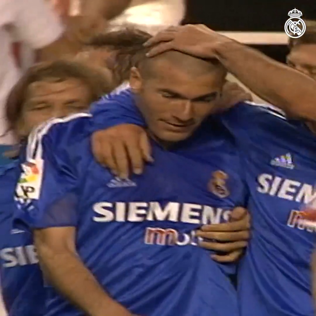 🚀 Zidane 🚀 🆚 Sevilla Fútbol Club 🗓️ 2004/05