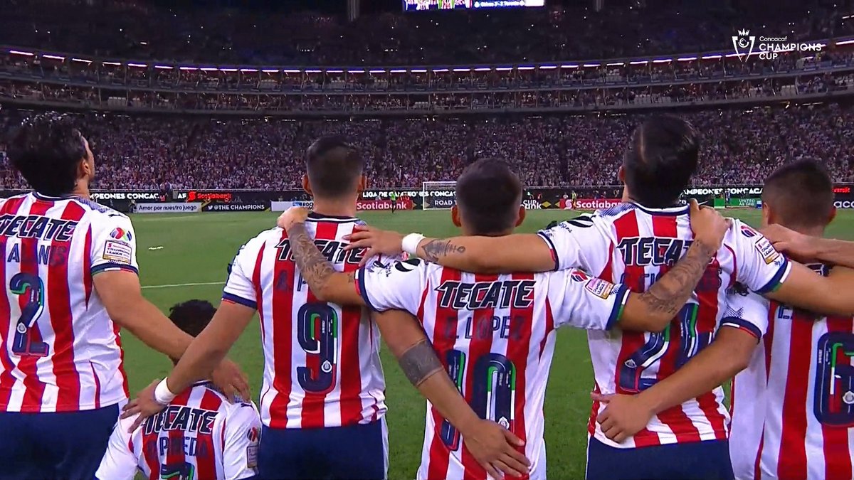 ¡Épica serie de penales entre 🇲🇽 Chivas y Toronto 🇨🇦! Guadalajara se coronó en la #ConcaChampions 2018 🏆