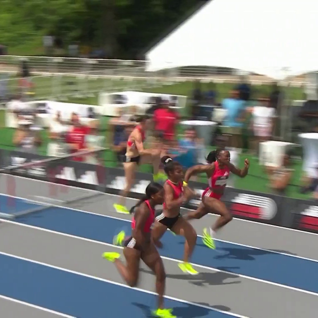 Close hurdle finish in Atlanta! 12.30🇺🇸Keni Harrison 12.36🇺🇸Tia Jones (.352) 12.36🇺🇸Grace Stark (.359)