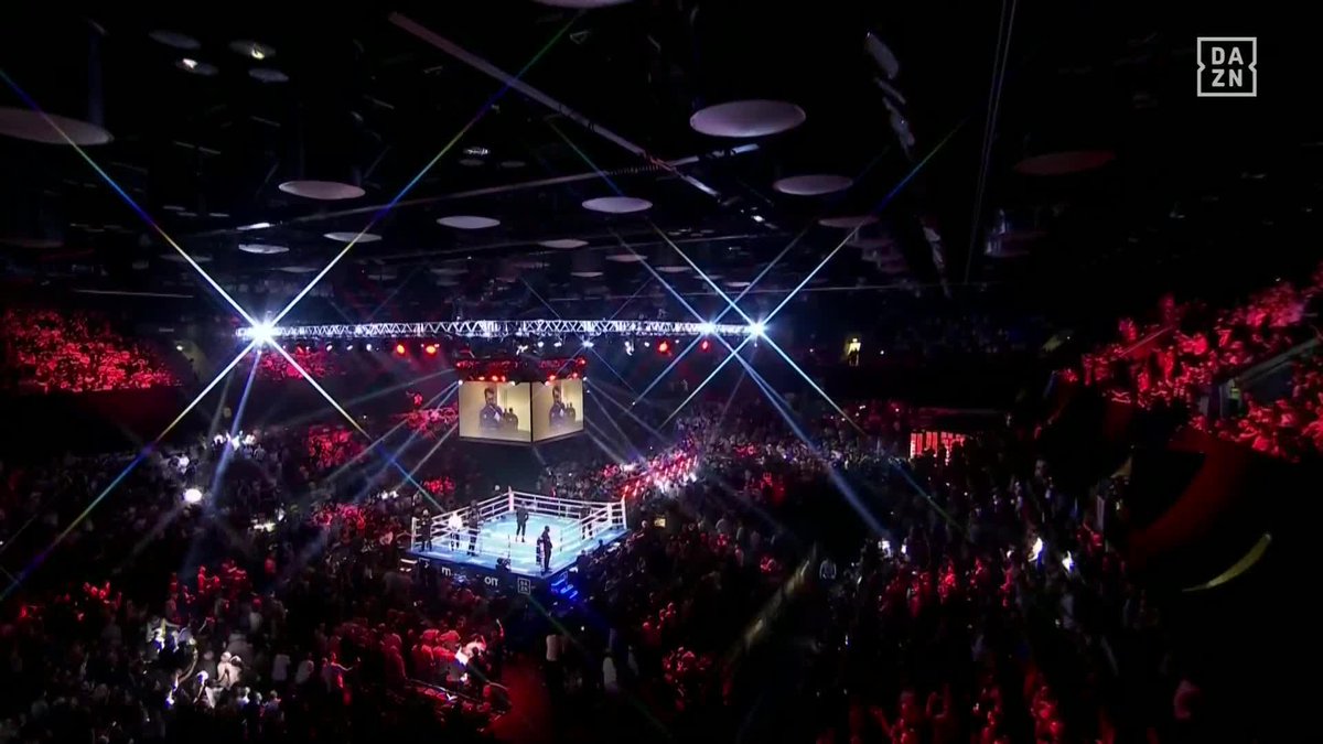 ๐ ๐๐๐ ๐๐ฉ ๐ข๐ฎ ๐ฌ๐๐ฎ ๐ถ An absolutely ICONIC ring walk from Dave Allen ๐ #FisherAllen2 | Live NOW on DAZN