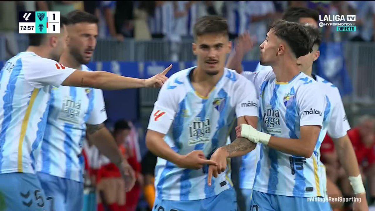 20 años tiene el chaval 🎩 Ya entendemos lo de Chupete. Es porque suele ponérselo a los rivales cuando los vacuna con sus golazos 🫢 #LALIGAHYPERMOTION