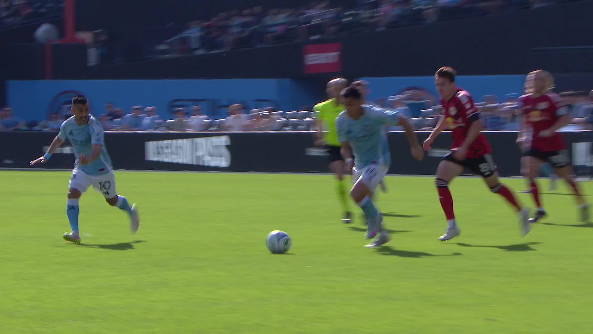 Alonso Martínez from DISTANCE 🤩 (via Major League Soccer)
