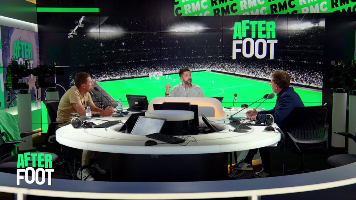 🗣️ Théo, supporter de Reims : "La direction de Reims est une catastrophe, ce sont des clowns. C'est une défaite de plus ce soir, on mérite ce barrage et on mériterait même de descendre."