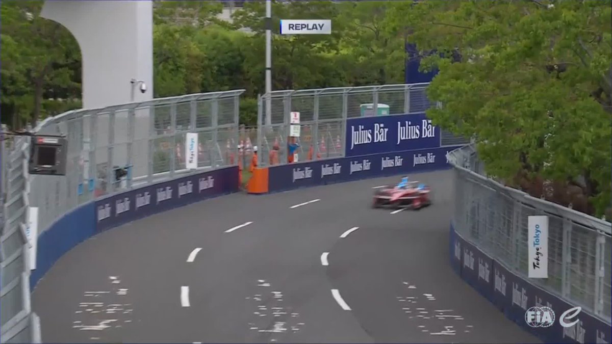 華麗すぎる ローランド選手の ステアリングさばき👍 FIA #フォーミュラE 世界選手権 2024/25 第8、9戦 東京🗼 J SPORTSオンデマンドでは 全てLIVE配信！ #TokyoEPrix
