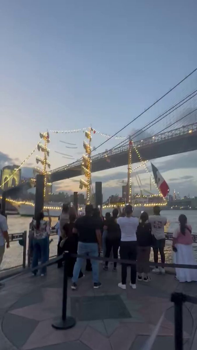 A bomb goes off in Palm Springs and a boat with a huge Mexican flag hits the Brooklyn bridge, is the US under attack by retards?