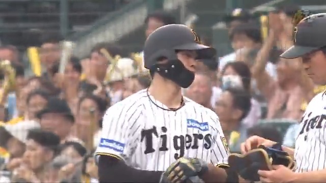 7回裏、中野選手のセカンドタイムリー内野安打で大きな追加点！ #hanshin #虎テレ #阪神タイガース #鼓動を鳴らせ_虎道を進め