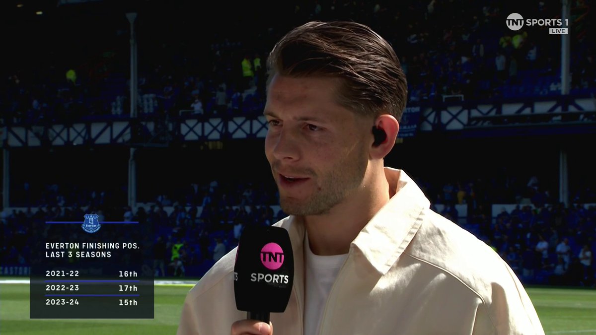 "He would give up ANYTHING for this club to be successful" 💙 James Tarkowski on Seamus Coleman captaining Everton's final game at Goodison Park 📺 TNT Sports & discovery+ UK