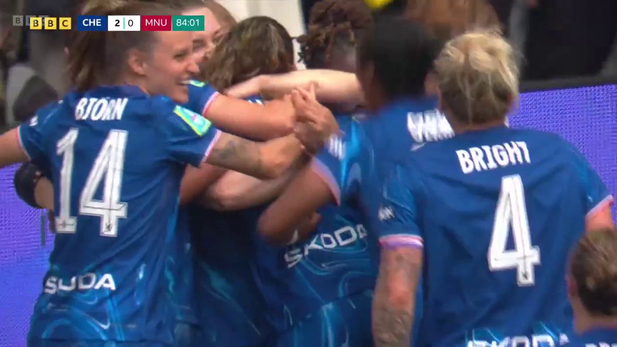 Catarina Macario seals the deal for Chelsea! ✅ #BBCFootball
