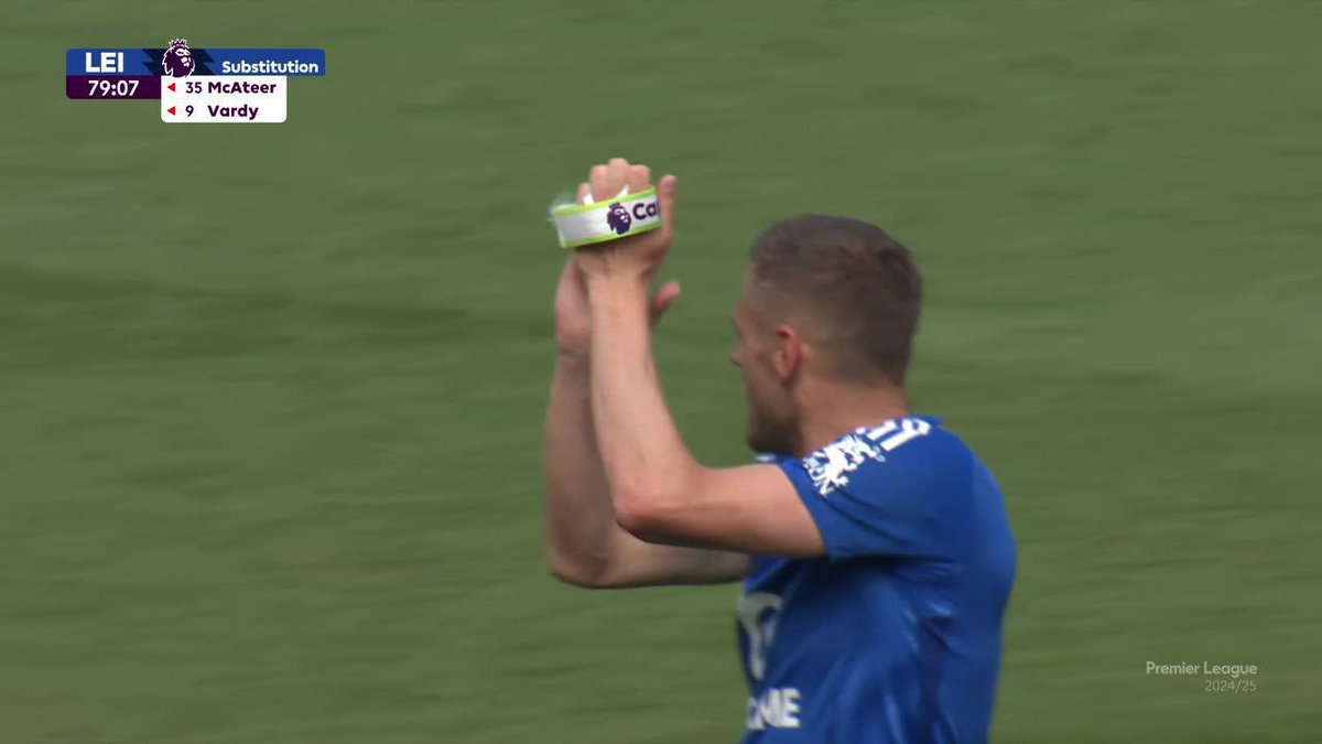 Momento emotivo e histórico: ¡TODOS DE PIE ANTE LA LEYENDA JAMIE VARDY QUE LE DICE ADIÓS AL LEICESTER! 📺 Toda la #Premier, por #DisneyPlus Premium
