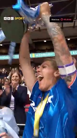Millie Bright lifts silverware for fun these days! The FA Cup is Chelsea's third domestic trophy this season 🏆🏆🏆