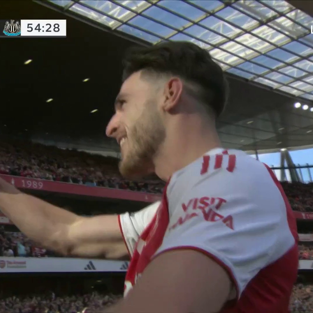 A Declan Rice BELTER puts Arsenal in front! 🚀 📺 USA Network | #ARSNEW