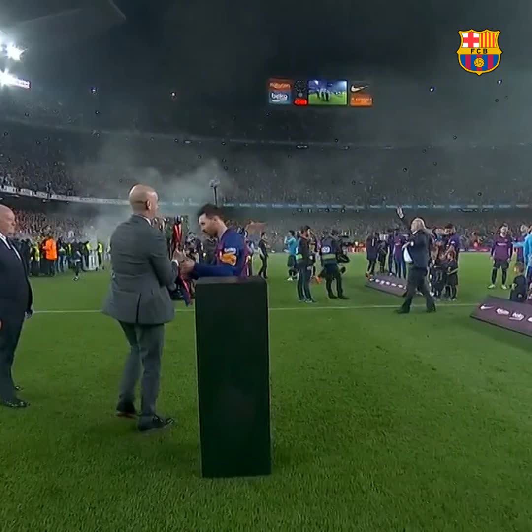 من الذاكرة سابقًا لـ تتويج برشلونة؛ المقطع 🥶