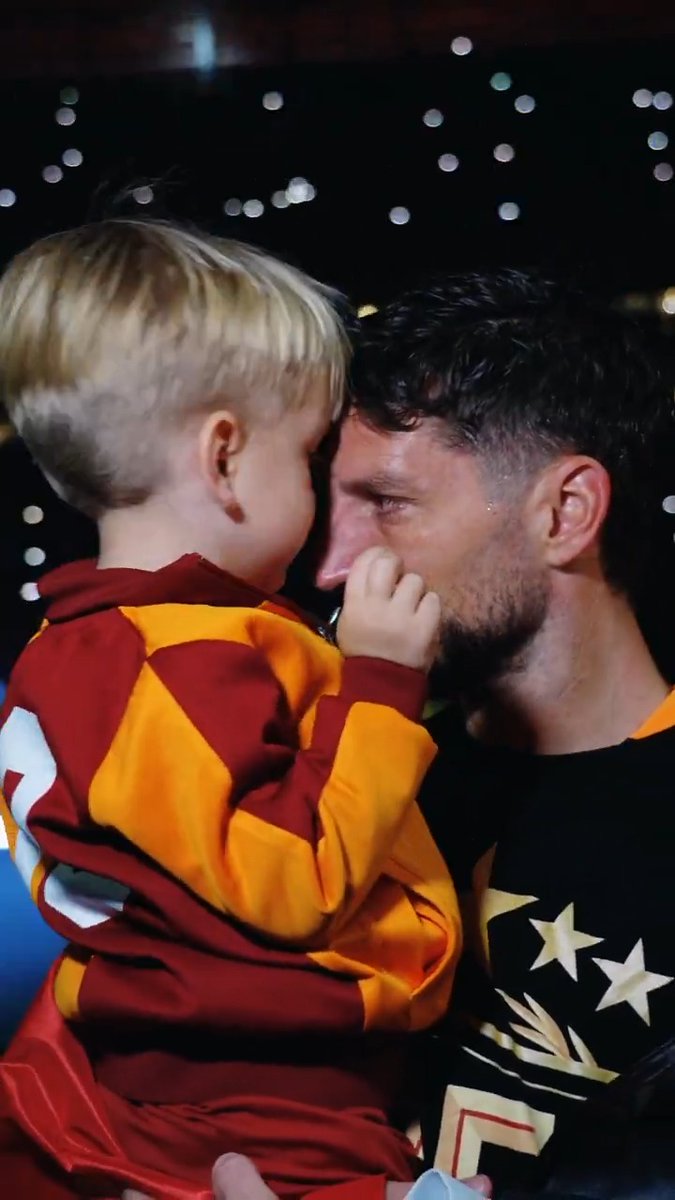 Dries, Kat and Ciro... They didn’t just wear our jersey — they embraced the heart of Galatasaray. They became one of us, a beloved part of our family. So glad to have you with us! 💛❤️
