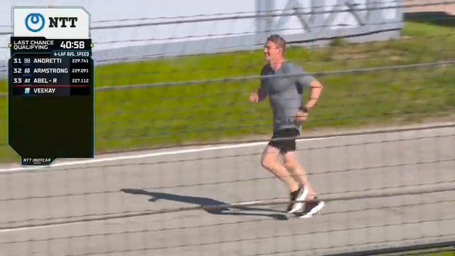 He just kept running. @JosefNewgarden | #Indy500