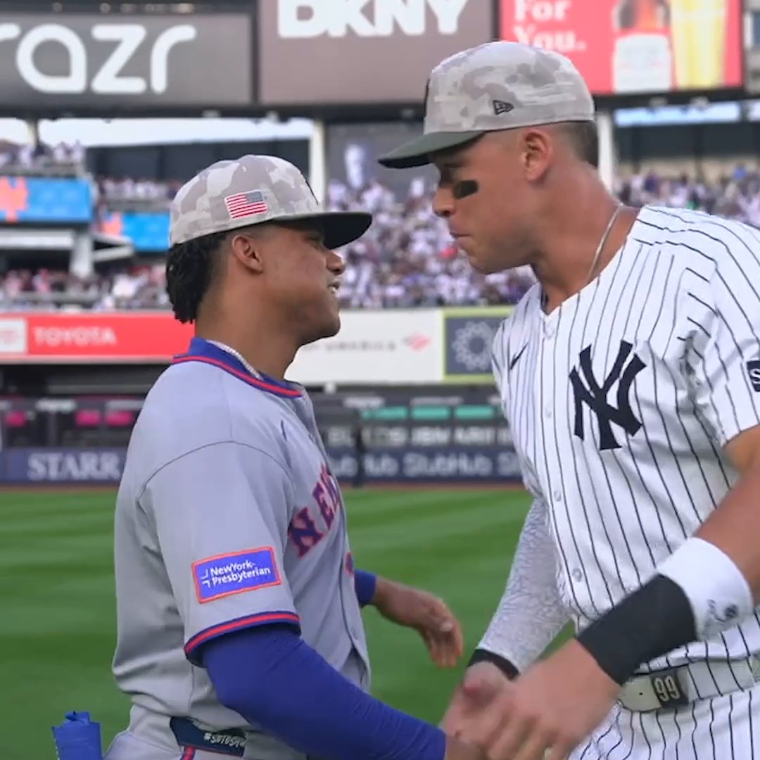 Aaron Judge and Juan Soto share a few words for the first time this Subway Series 🤝 Mets-Yankees NOW on ESPN 📺