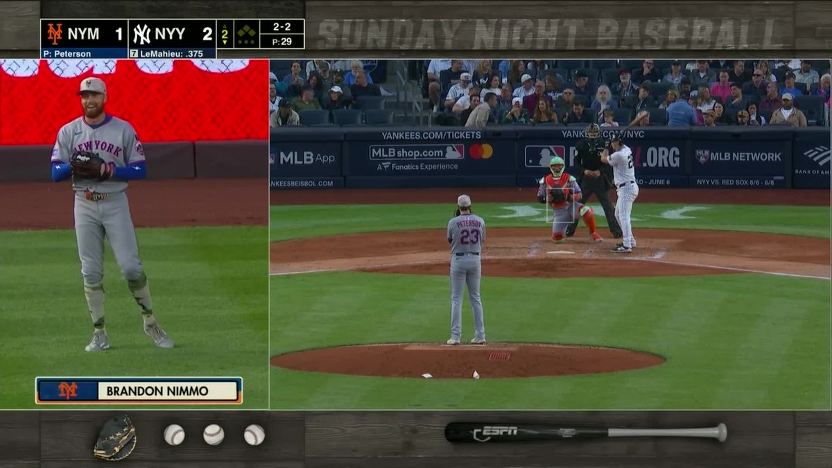 "He almost did a Jeter right in Jeter's old spot!" Brandon Nimmo cheers on as Francisco Lindor tries to throw out DJ LeMahieu (via @ESPN)