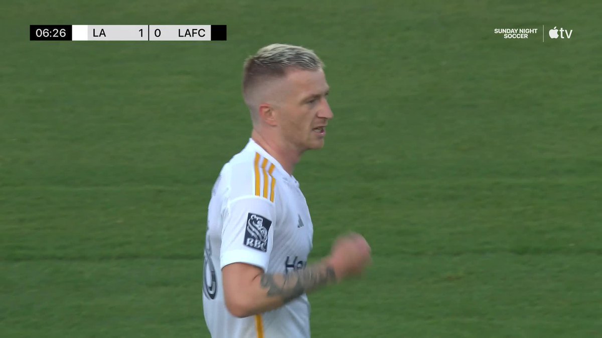 Marco Reus strikes first for LA Galaxy in El Trafico 💥 (via Major League Soccer)