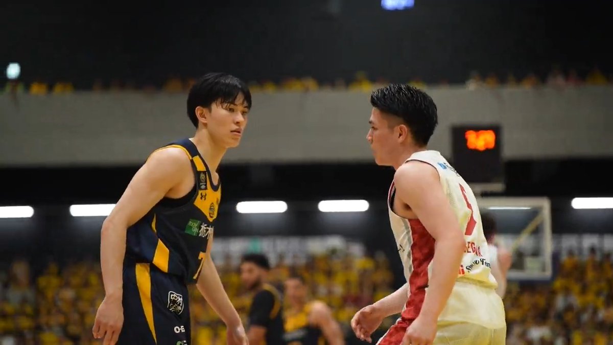 小川敦也と瀬川琉久。 チームの未来を背負う若き司令塔の2人が覚悟を胸にGAME3へ。 おがわ あつや/Atsuya Ogawa 宇都宮ブレックス / UTSUNOMIYA BREX 千葉ジェッツふなばし 🛫PAINT IT JETS✨ #Bリーグ #りそなグループ #Bリーグチャンピオンシップ