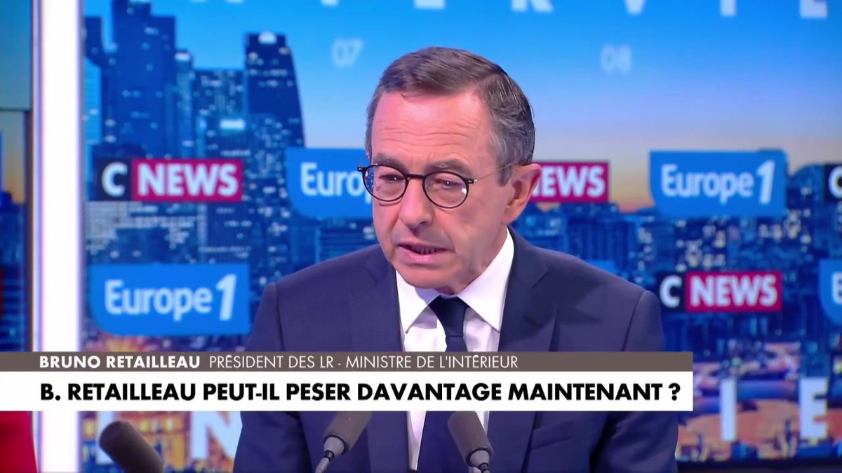 "Rentrer dans ce gouvernement ce n'est pas se macroniser" affirme Bruno Retailleau #LaGrandeITW #Europe1