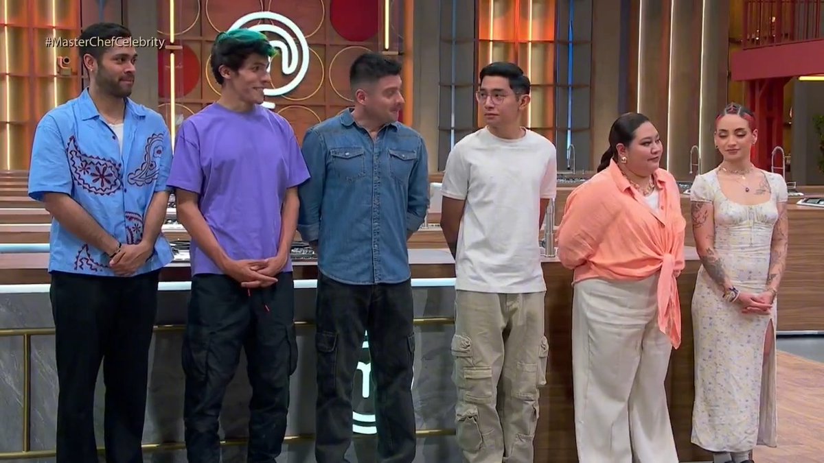 ¡Dani Valle lo logró! 👏🏻🤩 Con sabor, técnica y mucha pasión se ganó el codiciado pin del chef 🏅 ¡Bien merecido! 🔝 #MasterChefCelebrity 🔥