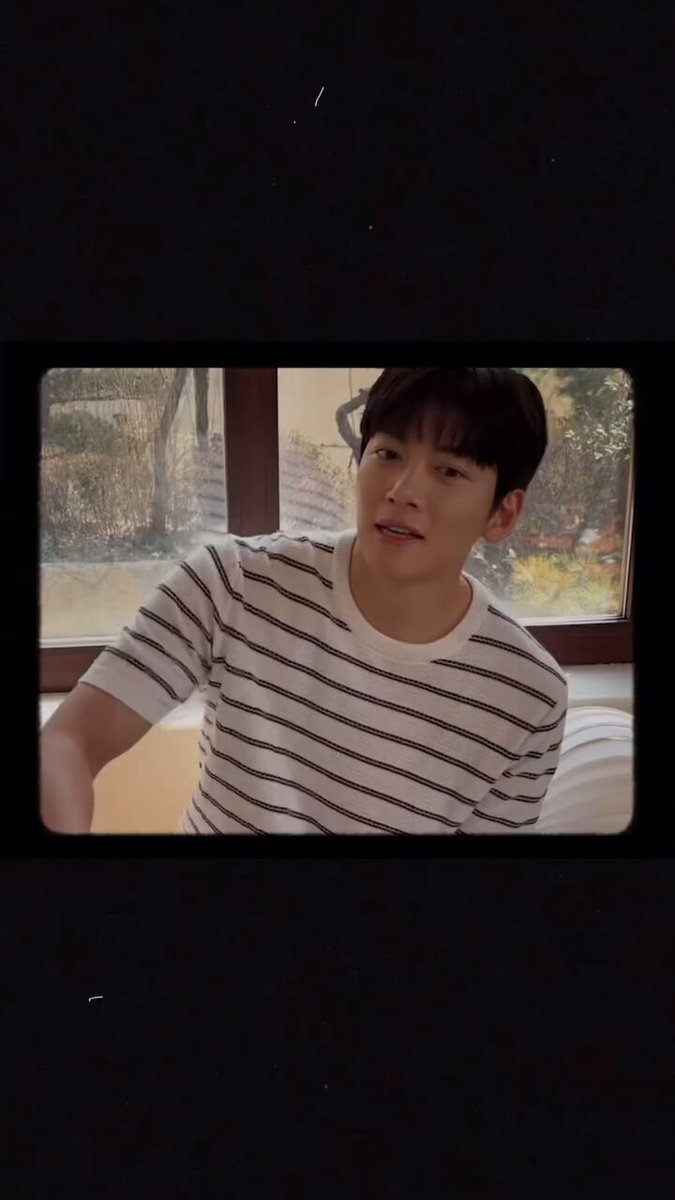 [#SPRINGCOMPANY Instagram] Q.チ·チャンウクをフィルムカメラに閉じ込めたら？！ A. 作品になる 🖼️ #지창욱 #jichangwook #チチャンウク #JiChangwookArchive